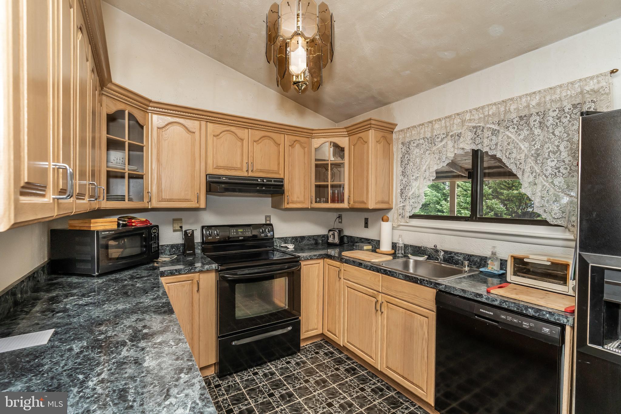 NORTHVIEW AT BELAIR VILLAGE - Residential