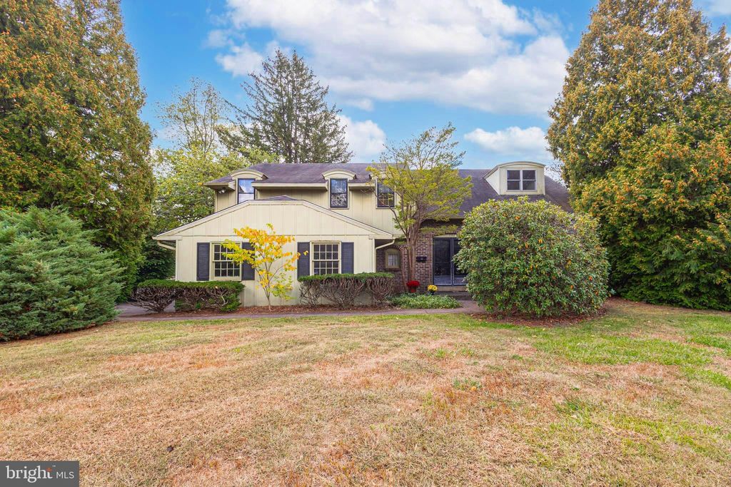 Photo of 797 Monaco Drive, WARRINGTON, PA 18976 (MLS # PABU2107516)