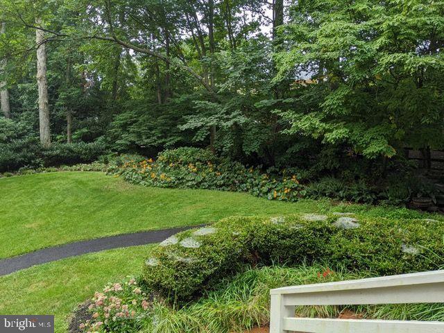 11103 BURYWOOD LANE