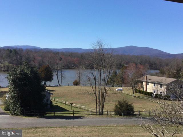 GREENE MOUNTAIN LAKE - Residential