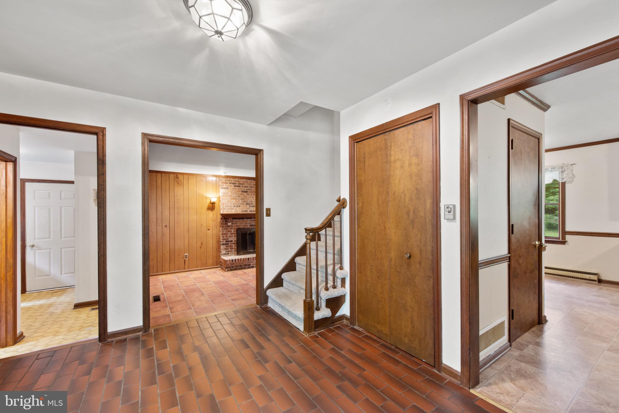 RUSTIC ACRES - Residential