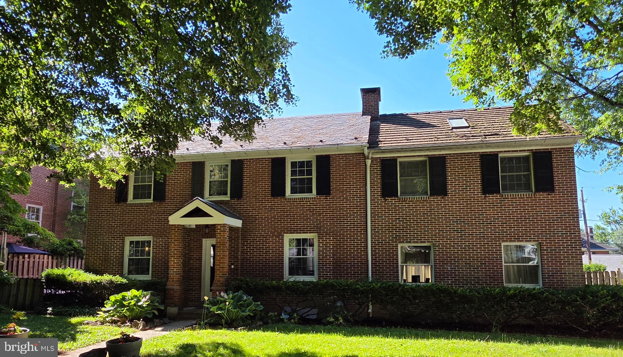 1428 DAUPHIN AVENUE