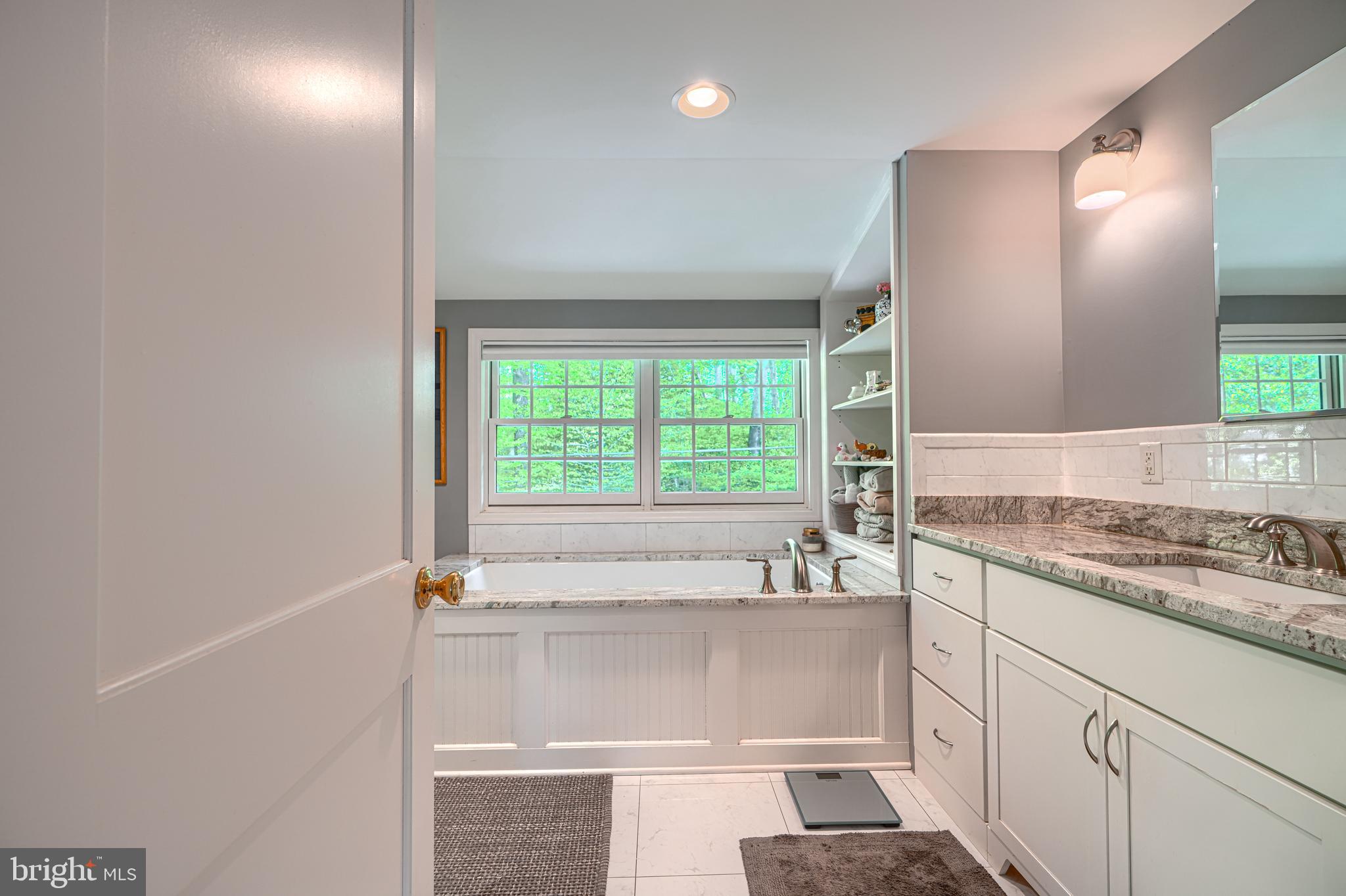 LUTHERVILLE - Residential