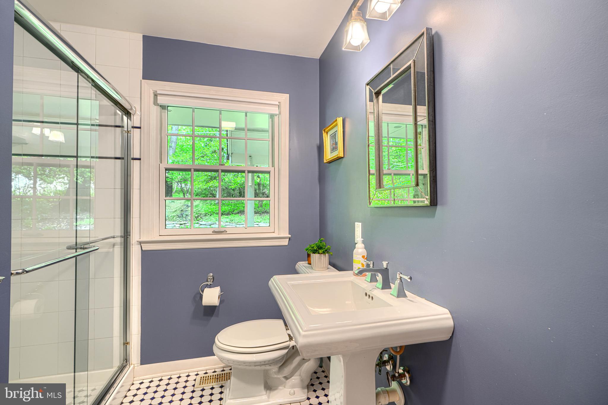 LUTHERVILLE - Residential
