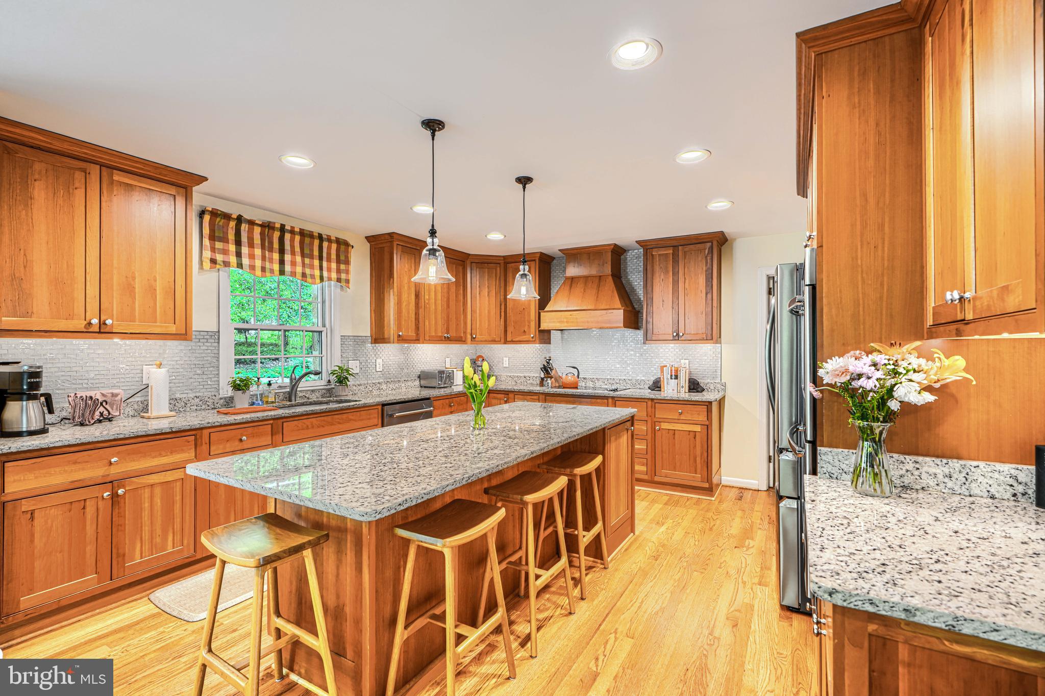 LUTHERVILLE - Residential