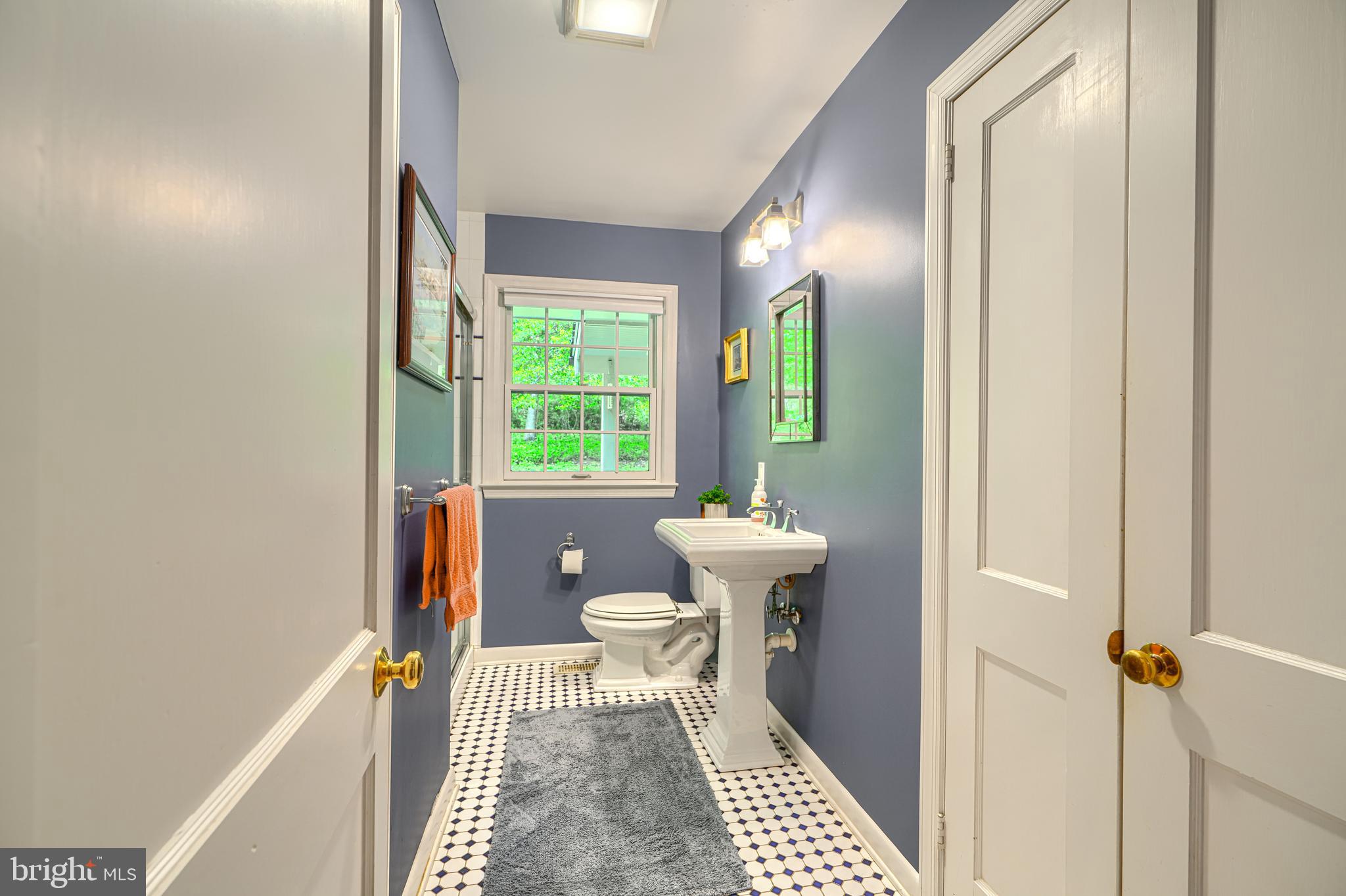 LUTHERVILLE - Residential