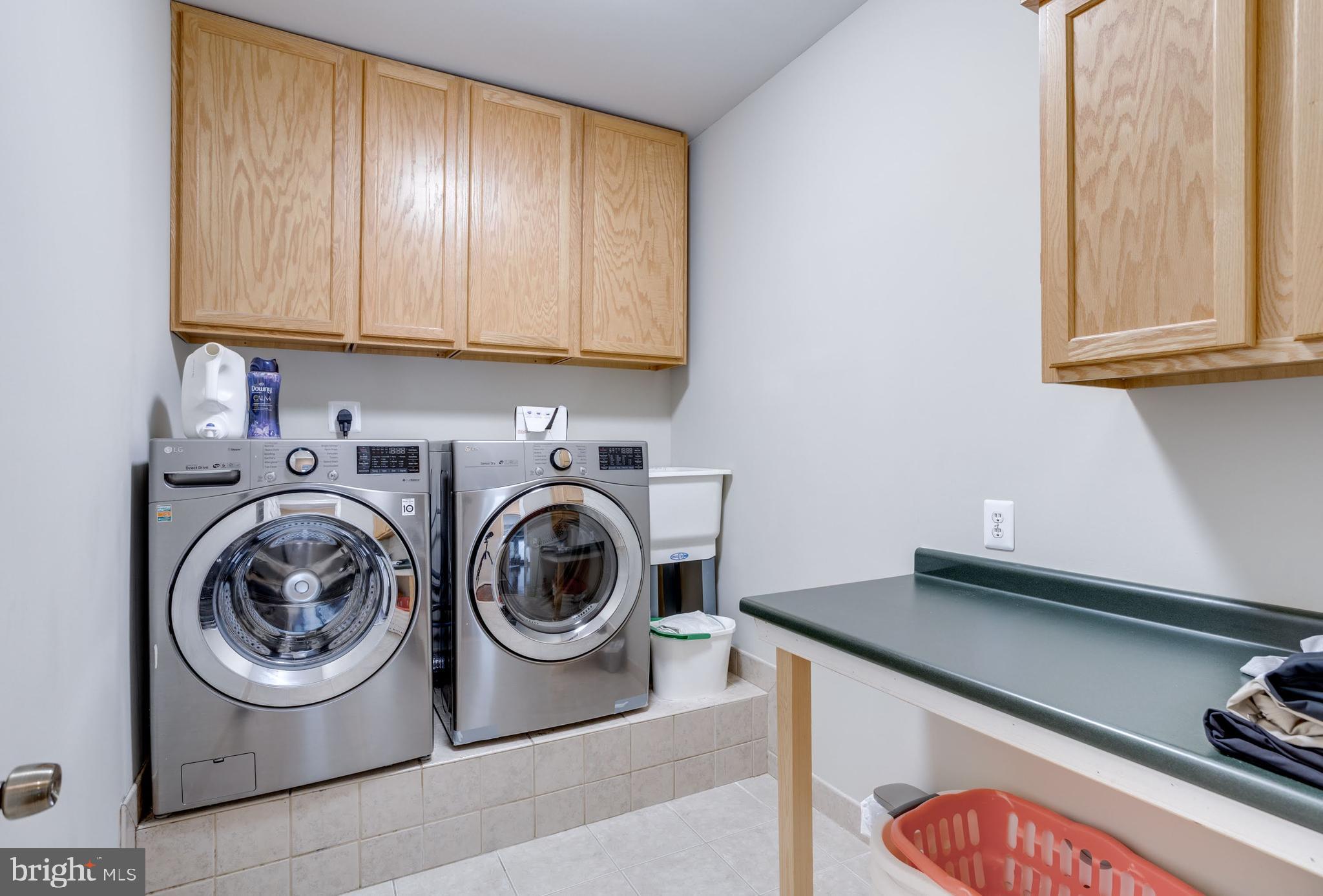 NORTH SPRINGFIELD - Residential