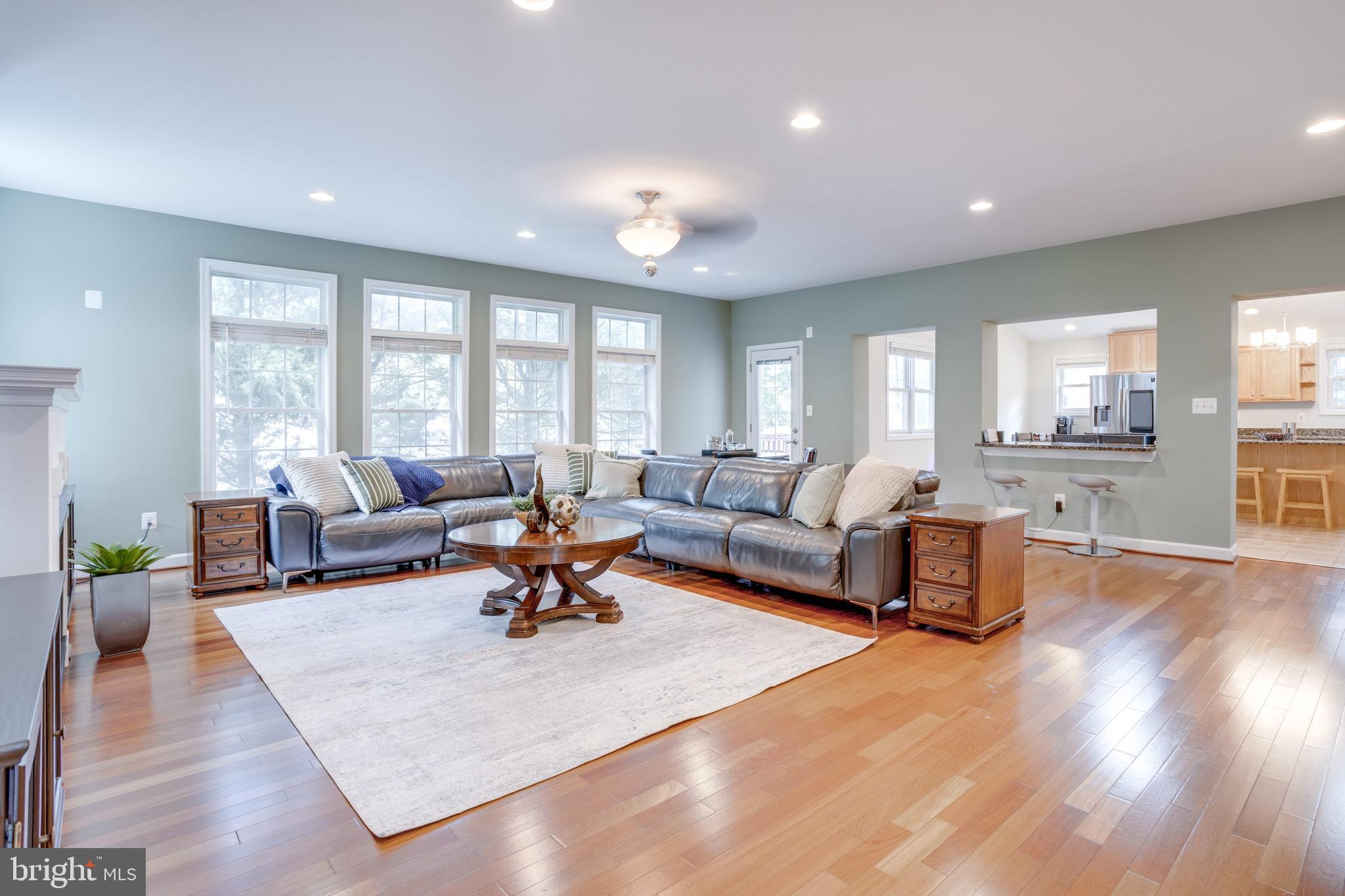 NORTH SPRINGFIELD - Residential