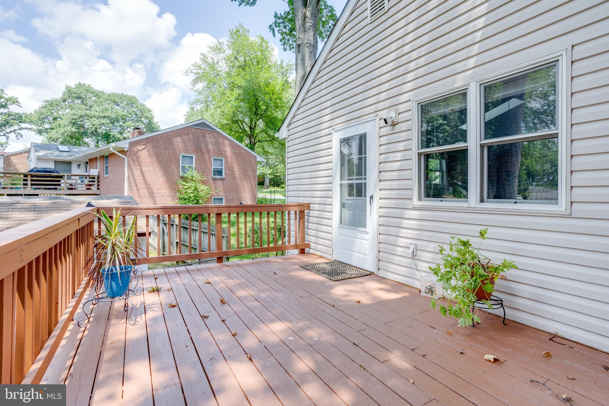 NORTH SPRINGFIELD - Residential