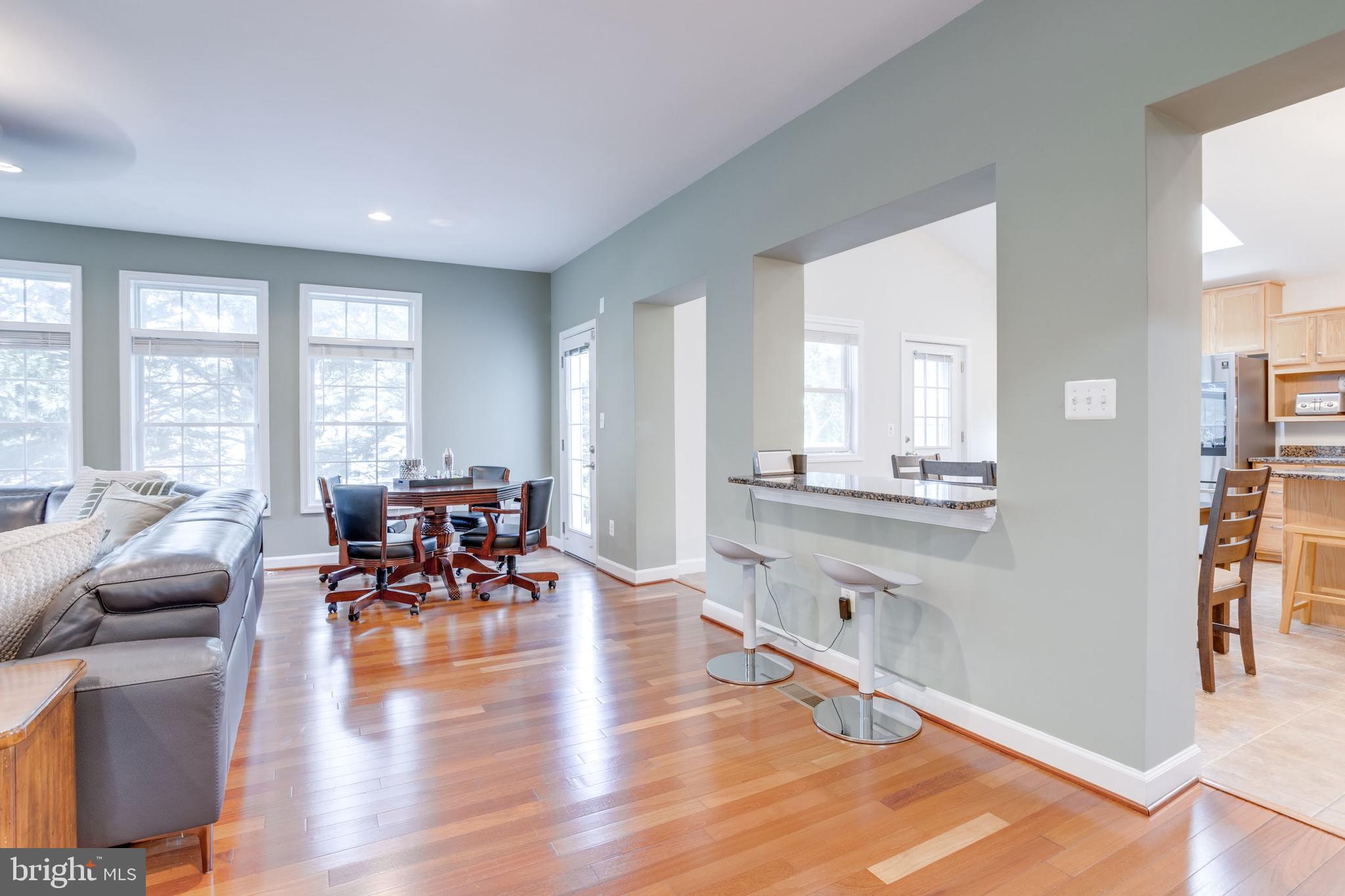 NORTH SPRINGFIELD - Residential