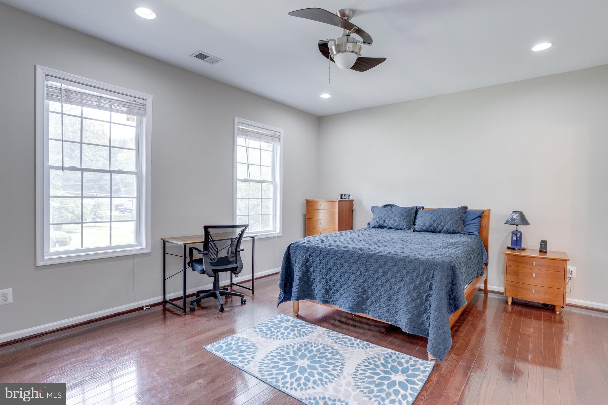 NORTH SPRINGFIELD - Residential