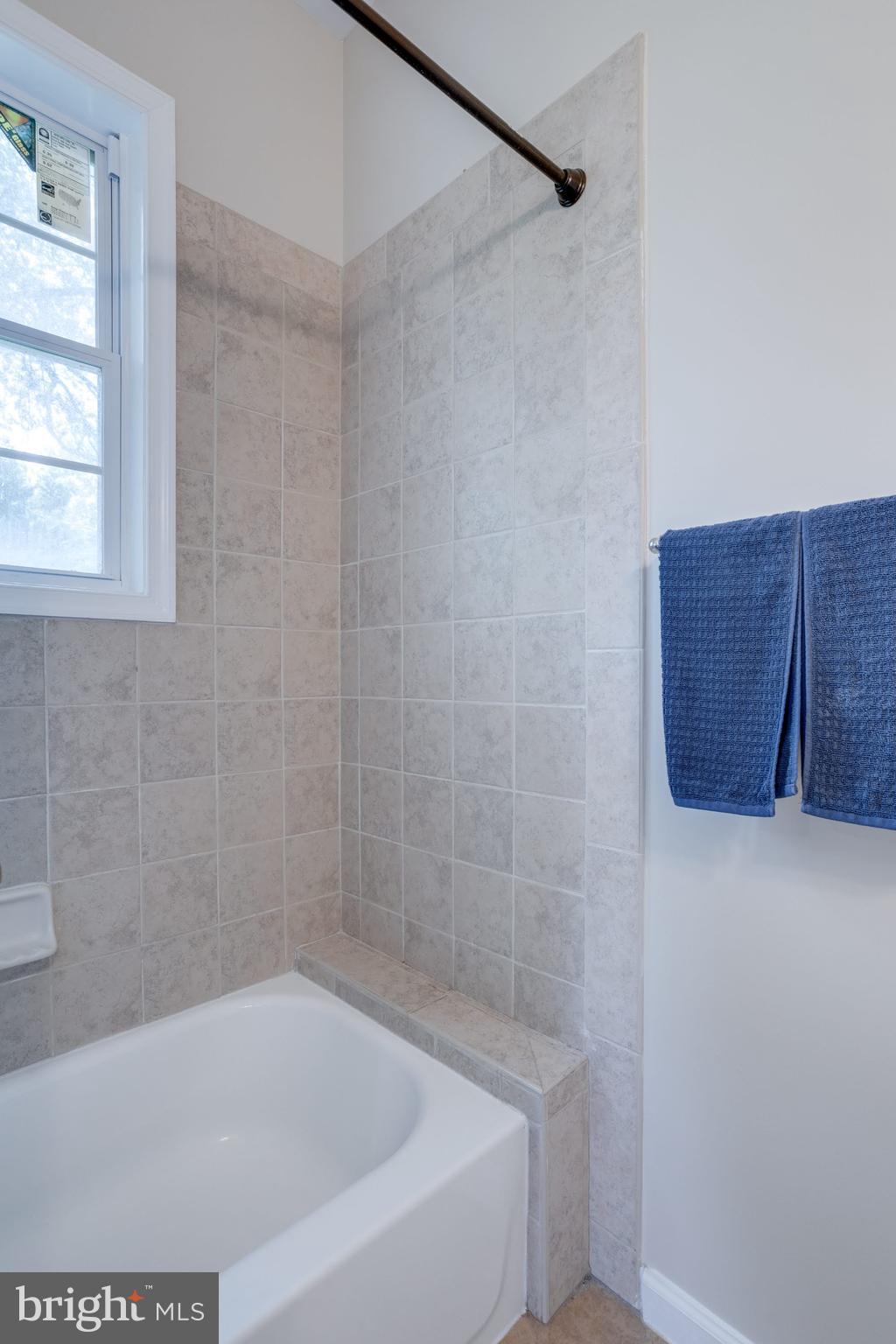 NORTH SPRINGFIELD - Residential