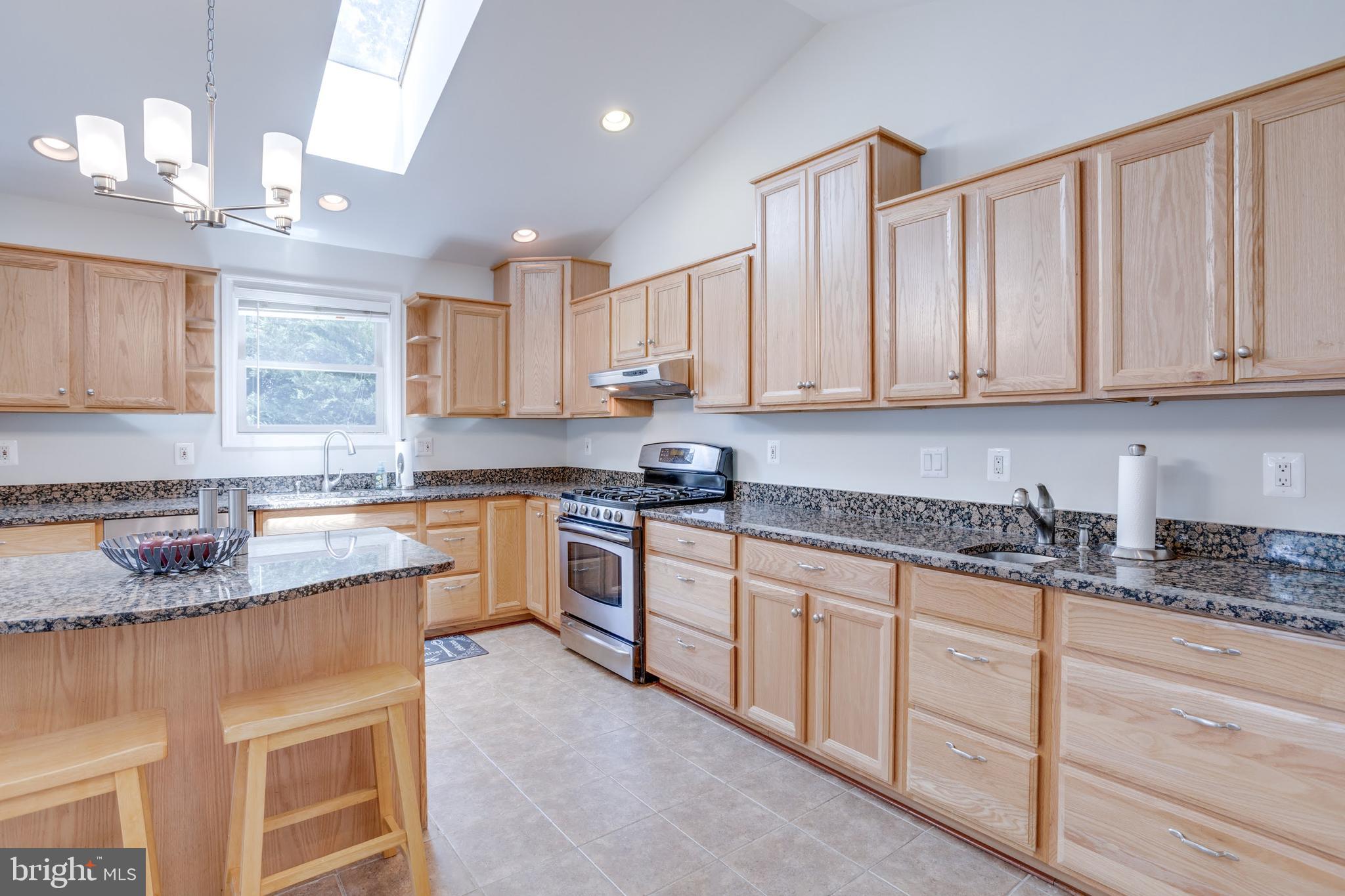 NORTH SPRINGFIELD - Residential