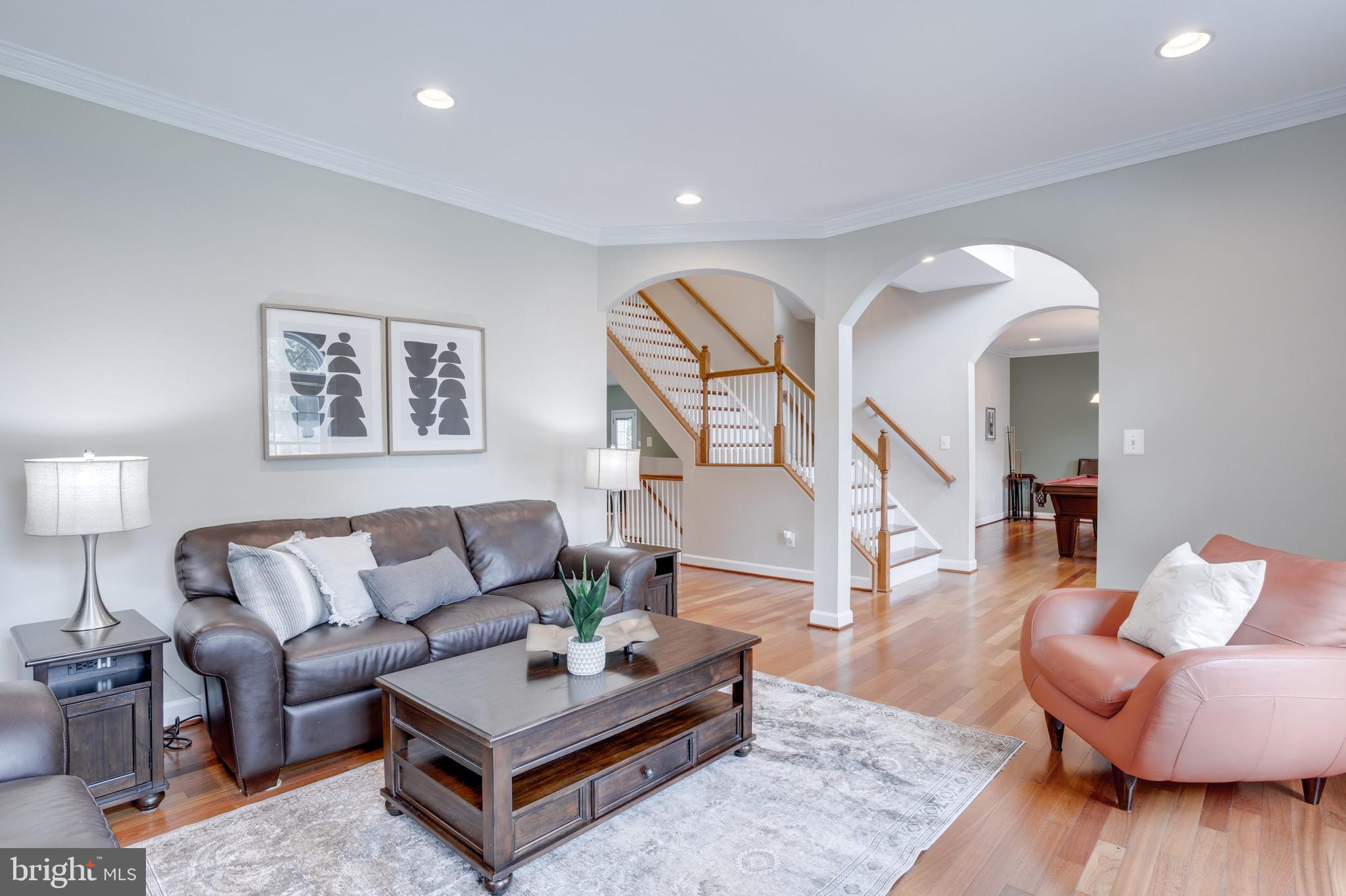 NORTH SPRINGFIELD - Residential