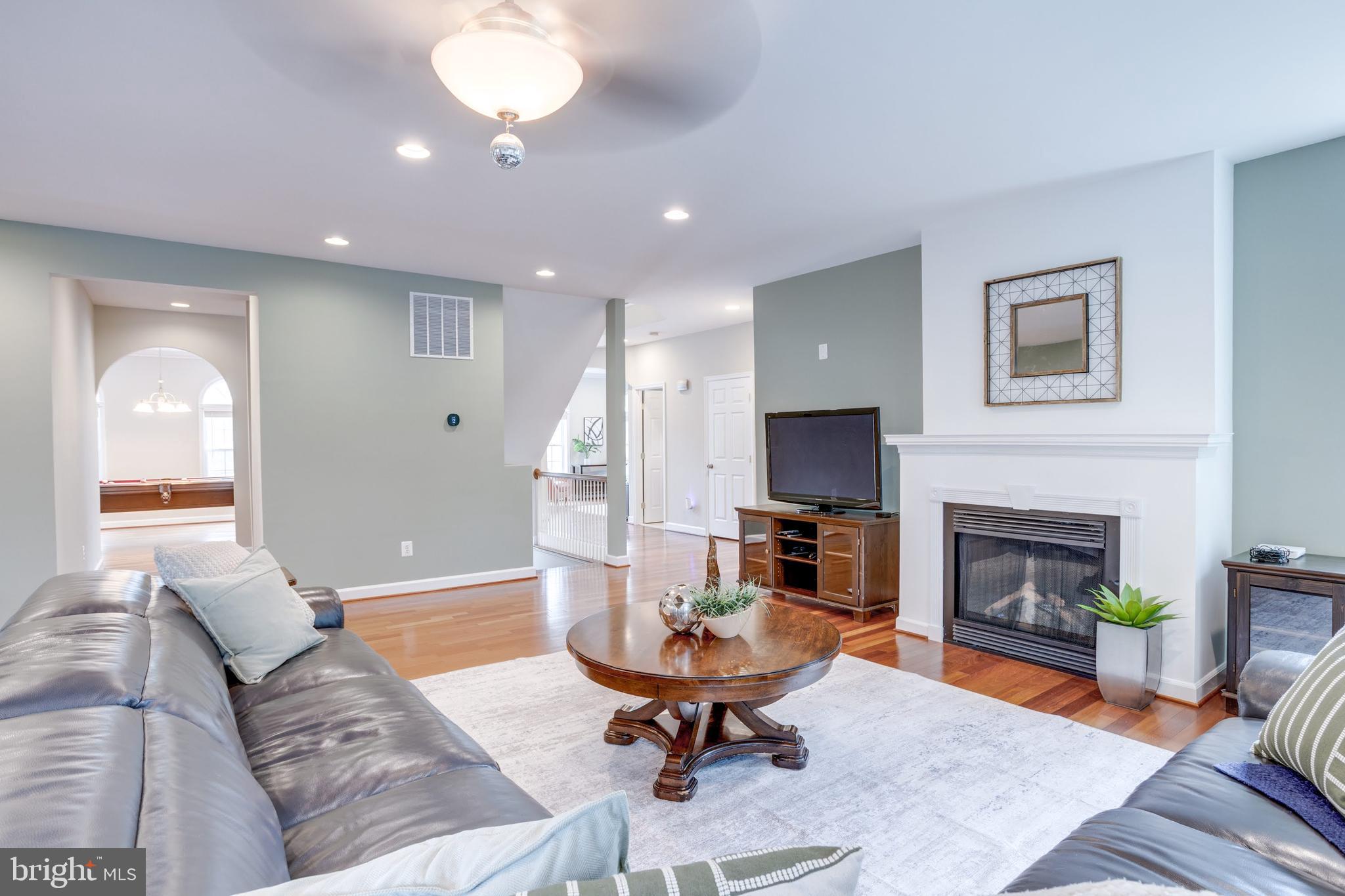 NORTH SPRINGFIELD - Residential