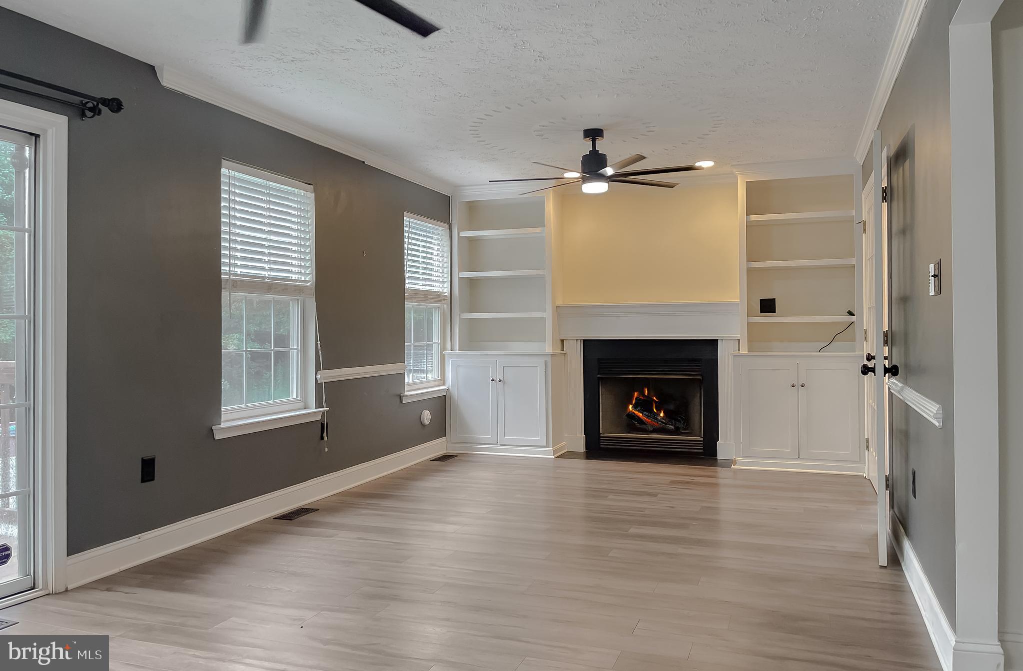 WILLOW WOODS - Residential