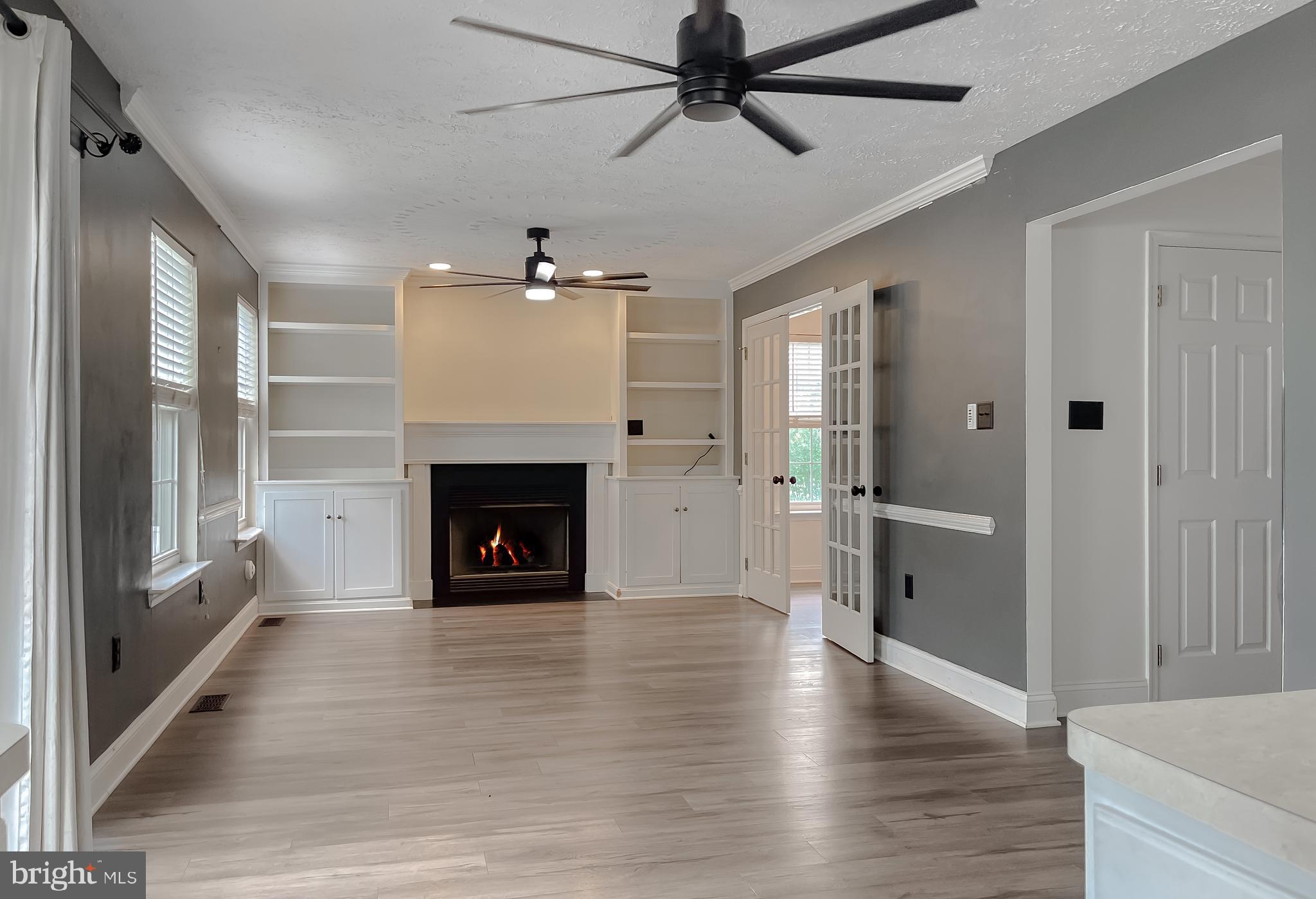 WILLOW WOODS - Residential