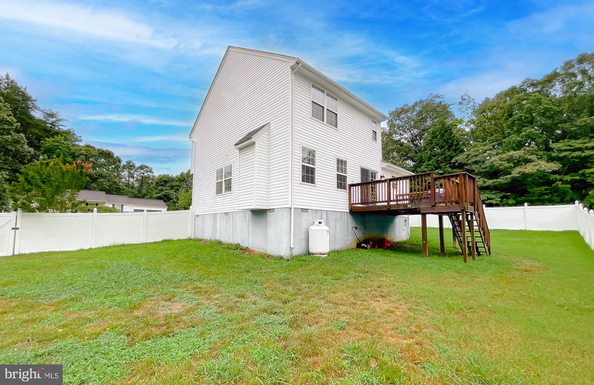 WILLOW WOODS - Residential