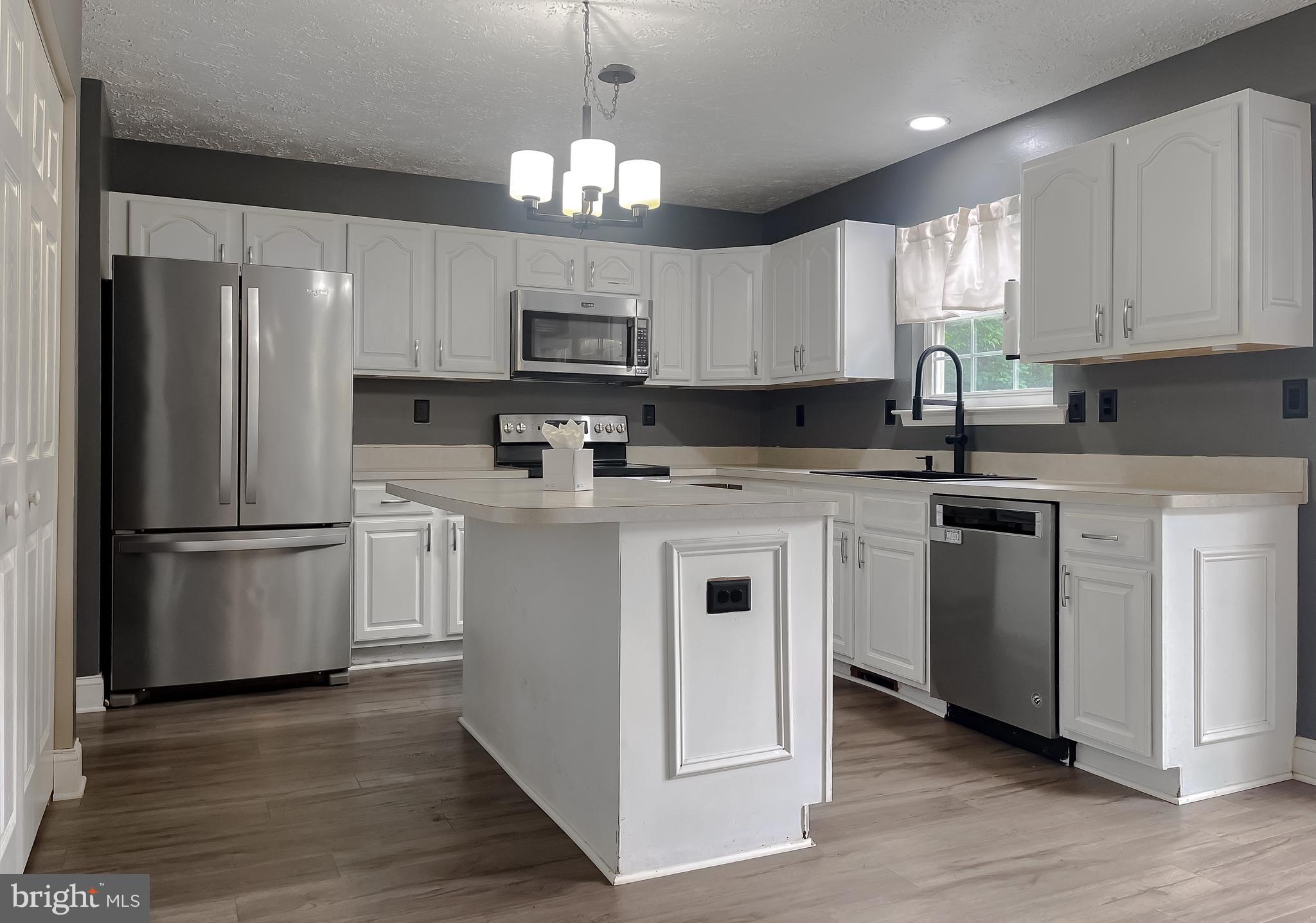 WILLOW WOODS - Residential