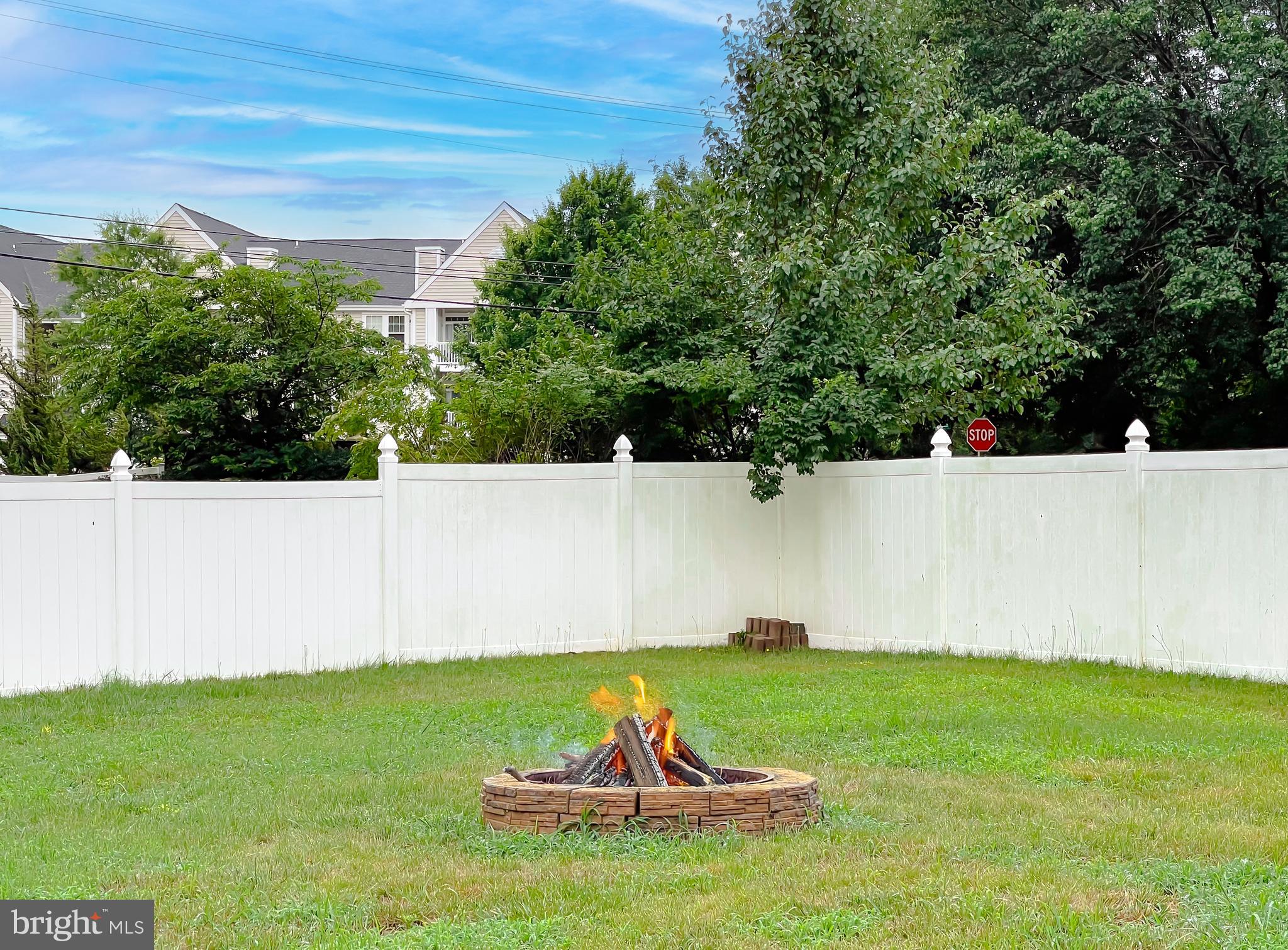 WILLOW WOODS - Residential