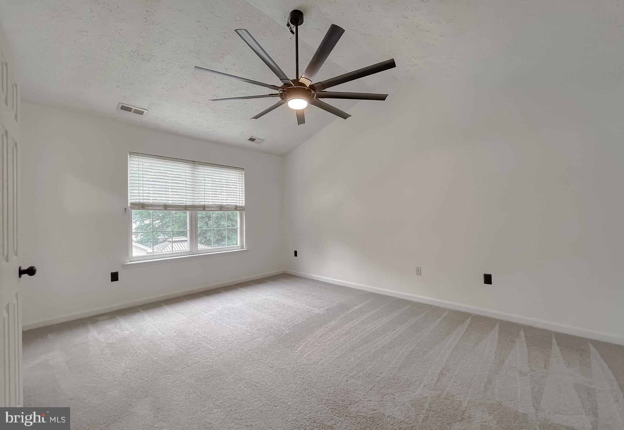 WILLOW WOODS - Residential