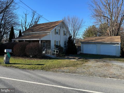 Photo of 472 Scotland Road, Quarryville, PA 17566 (MLS # PALA2046602)