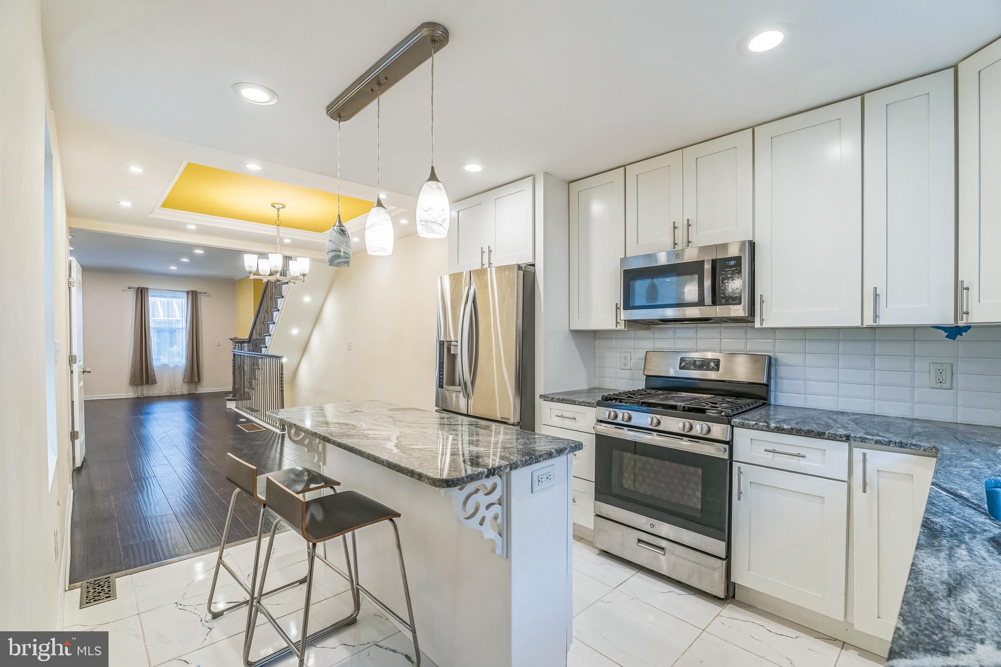 POINT BREEZE - Residential