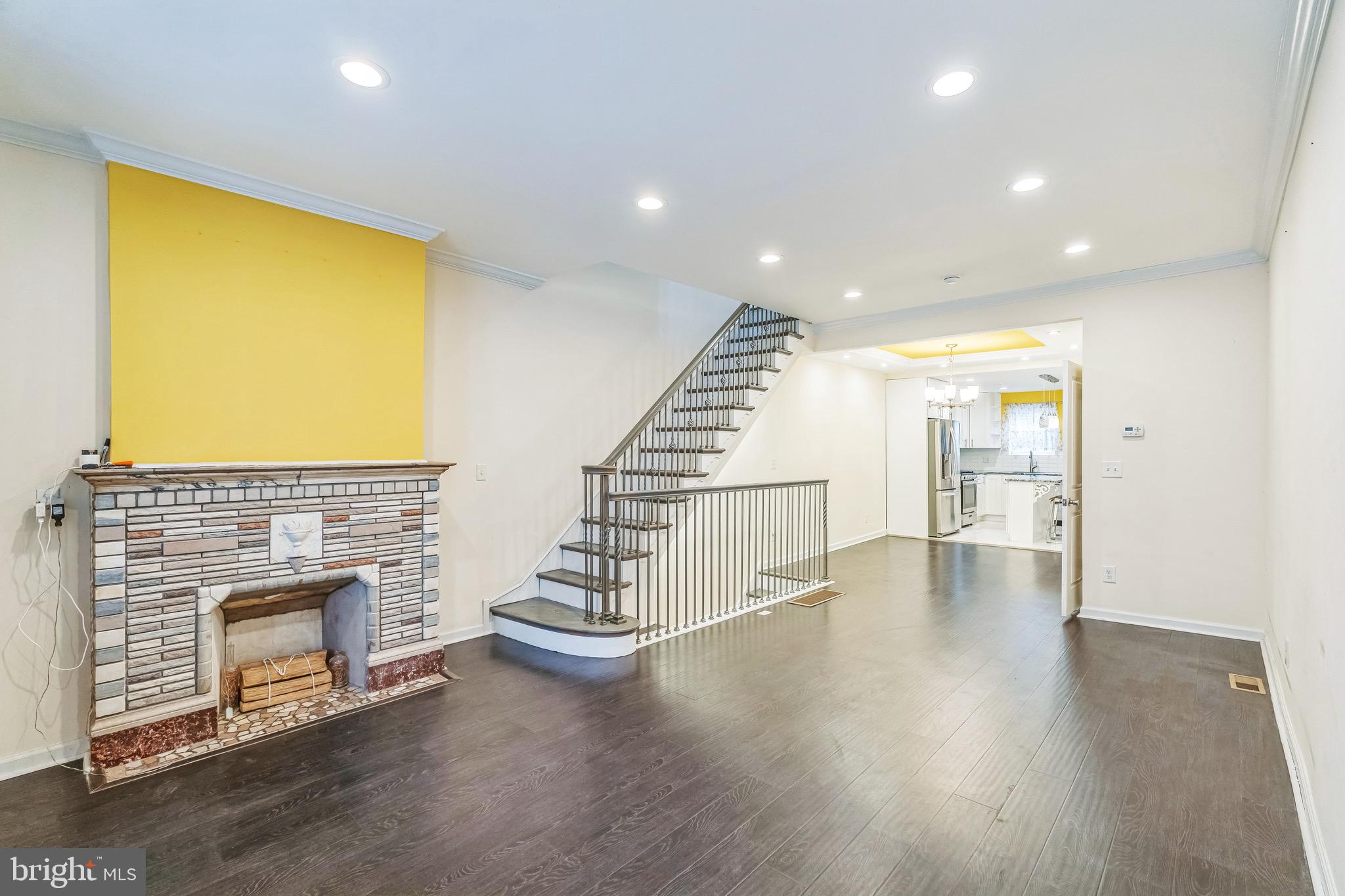 POINT BREEZE - Residential