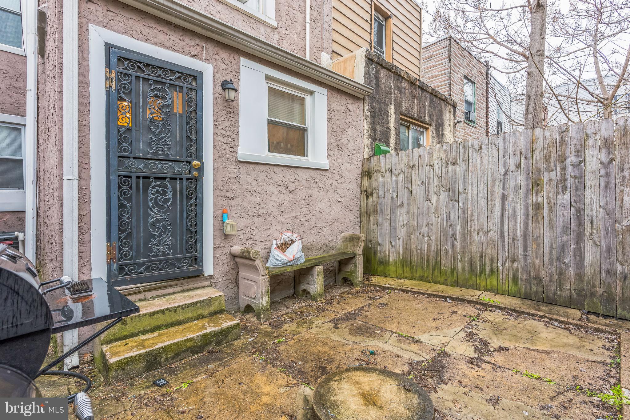 POINT BREEZE - Residential