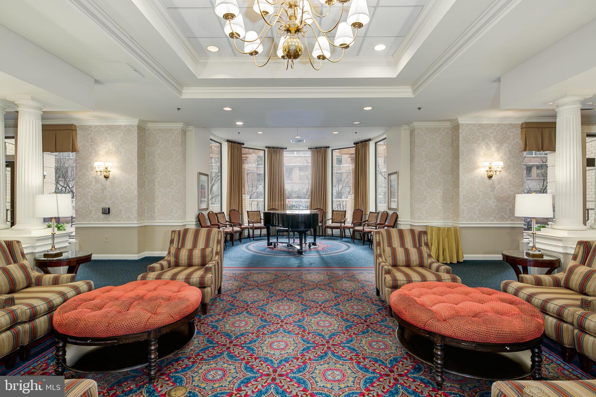 THE JEFFERSON - SUNRISE SENIOR LIVING - Residential