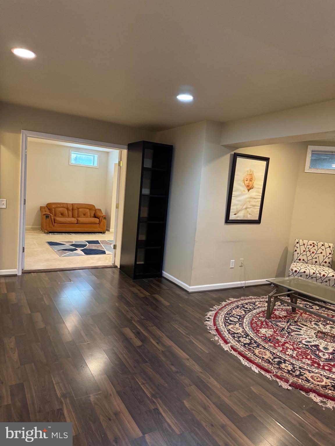 ASHBURN VILLAGE - Residential Lease