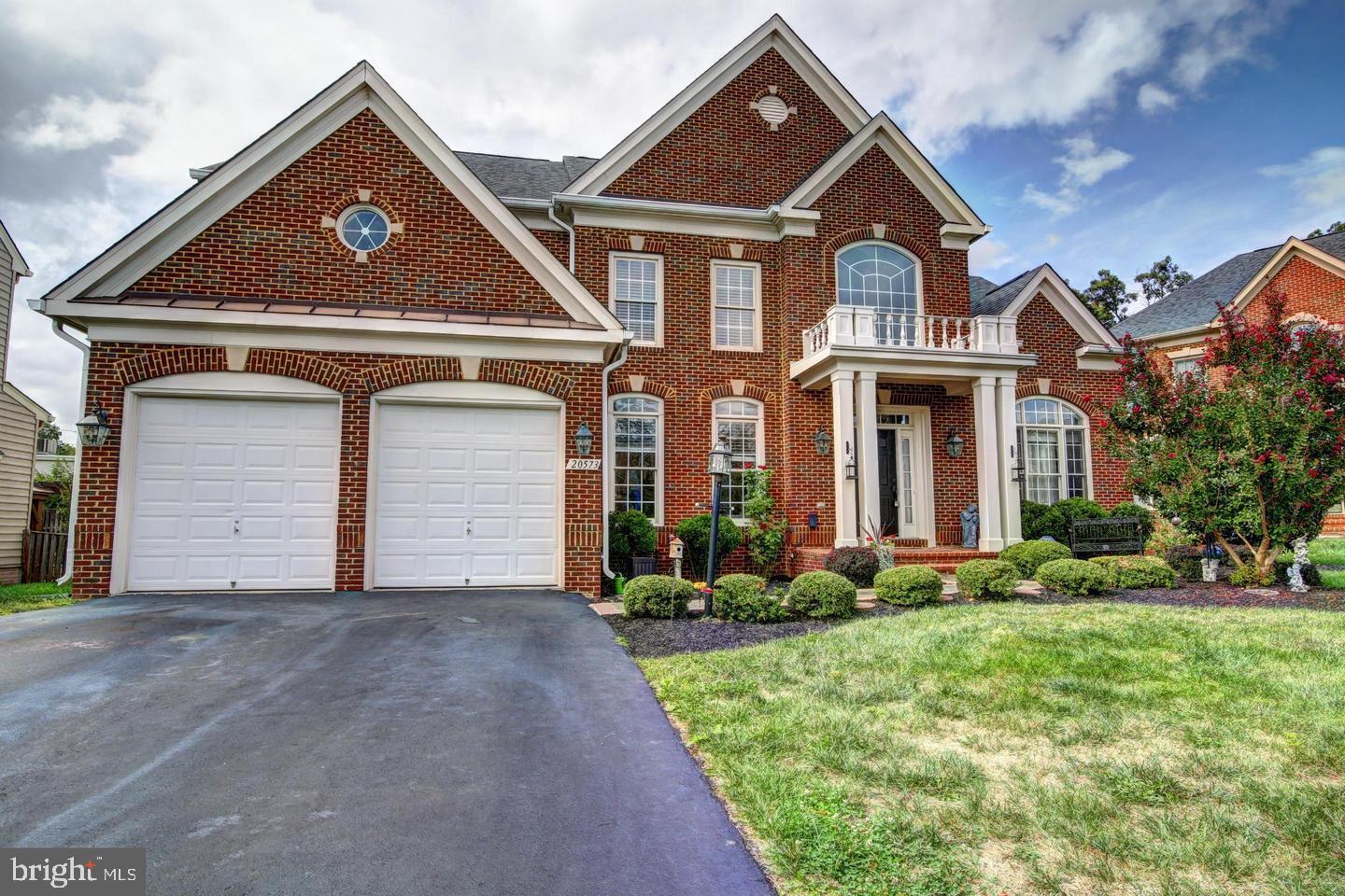 ASHBURN VILLAGE - Residential Lease