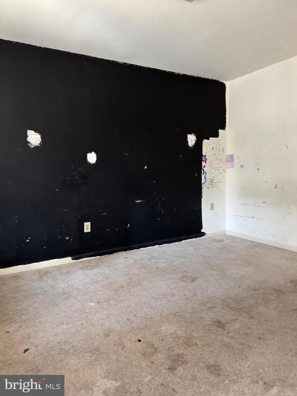 PEMBROKE HILLS - Residential