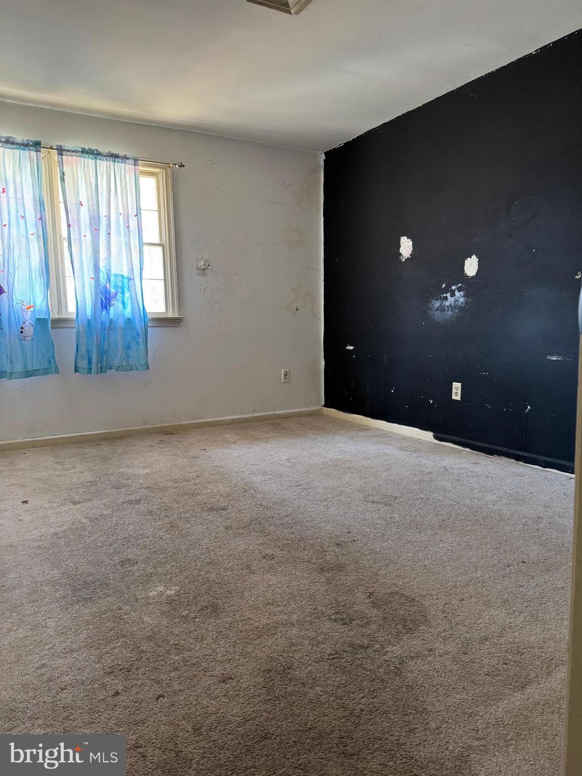 PEMBROKE HILLS - Residential