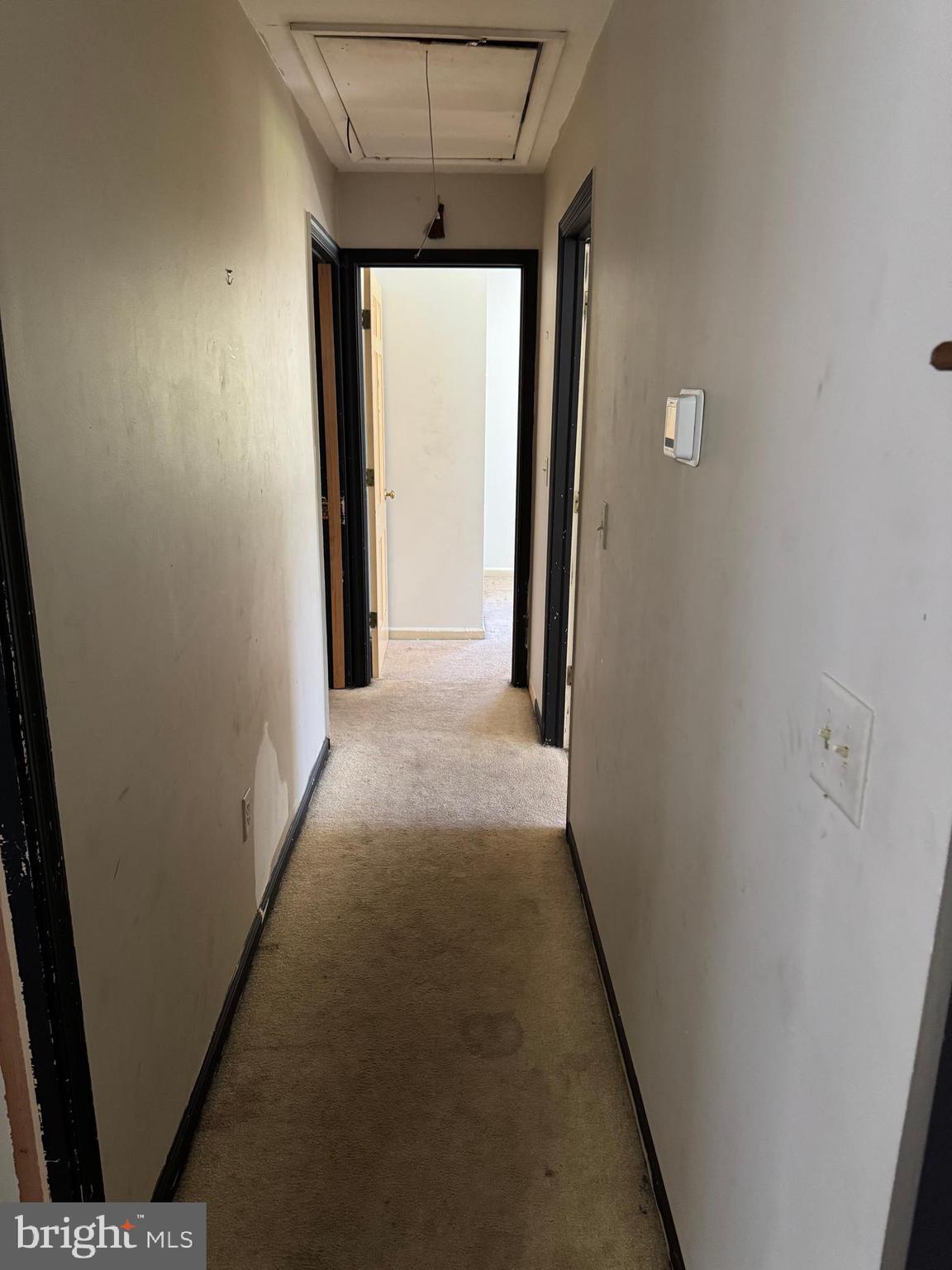 PEMBROKE HILLS - Residential