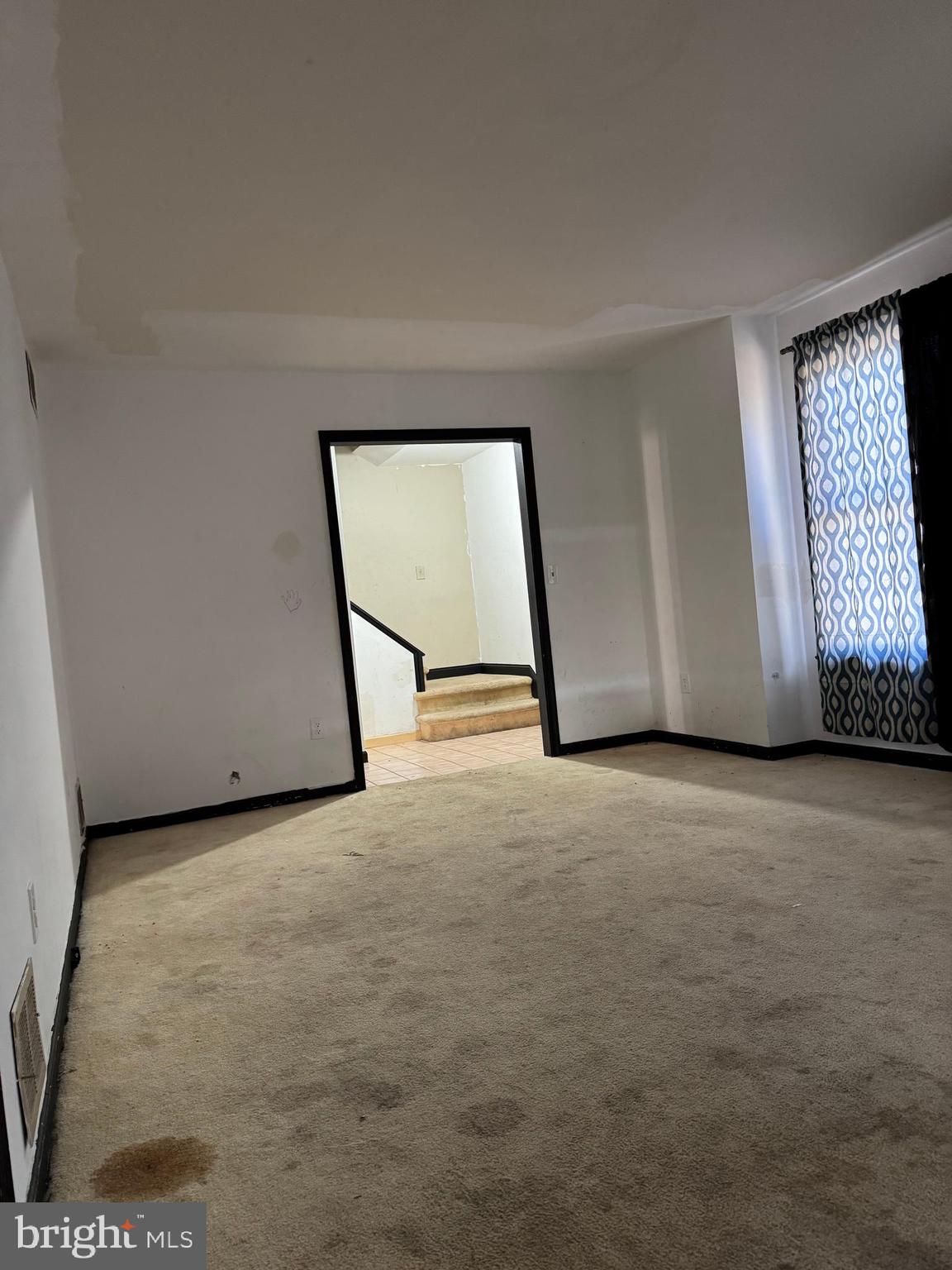 PEMBROKE HILLS - Residential