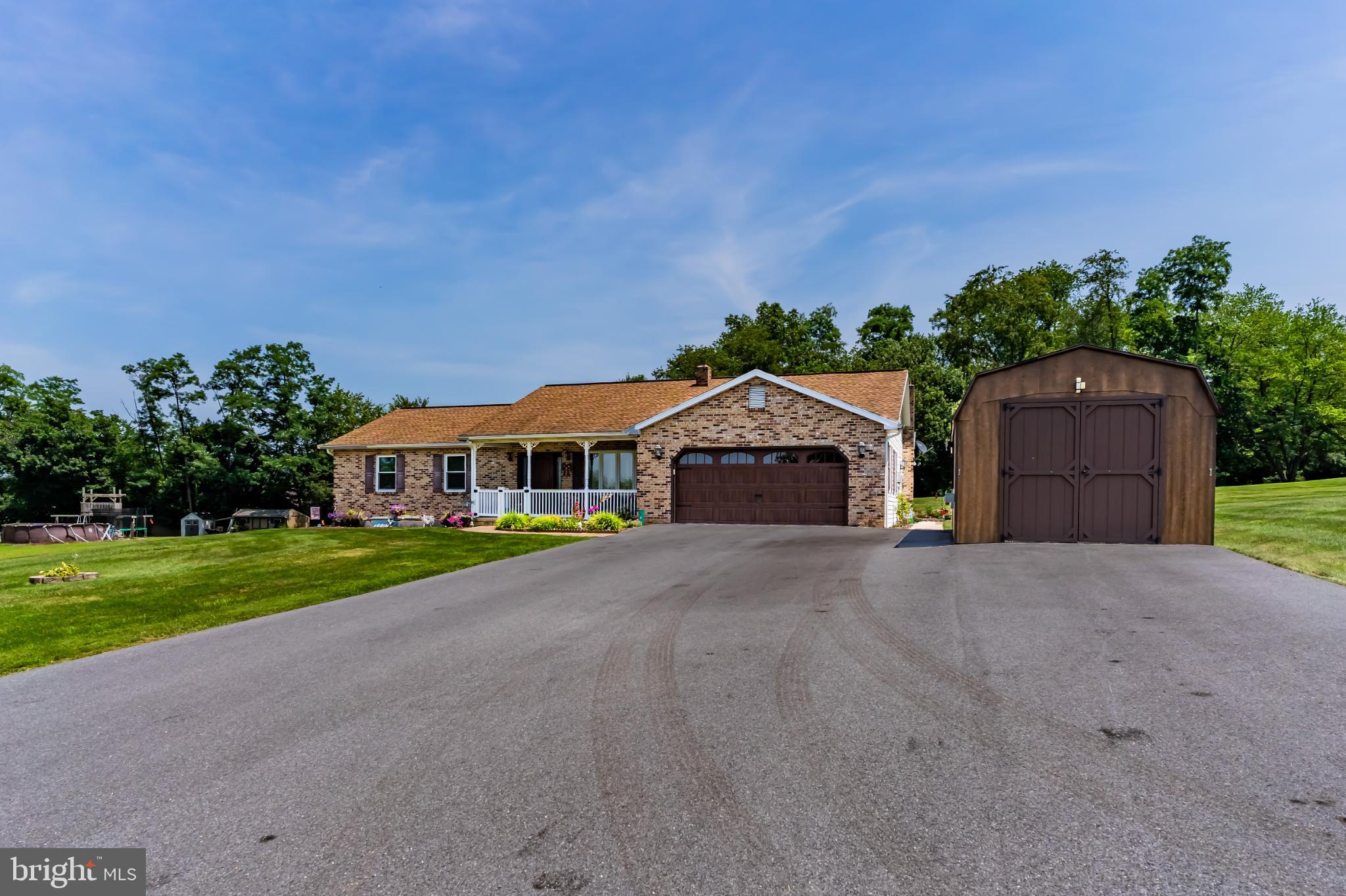 4 WAGNER DRIVE