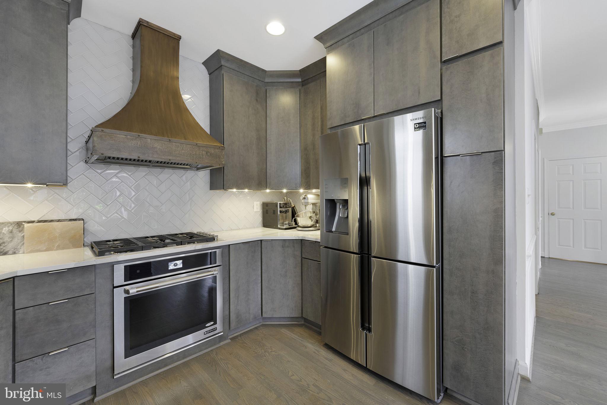 PENDERBROOK - Residential