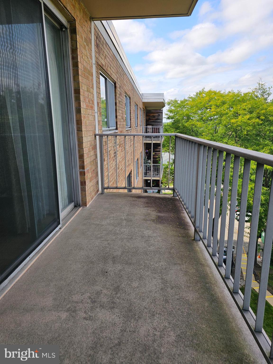 BEAVER HILL - Residential Lease