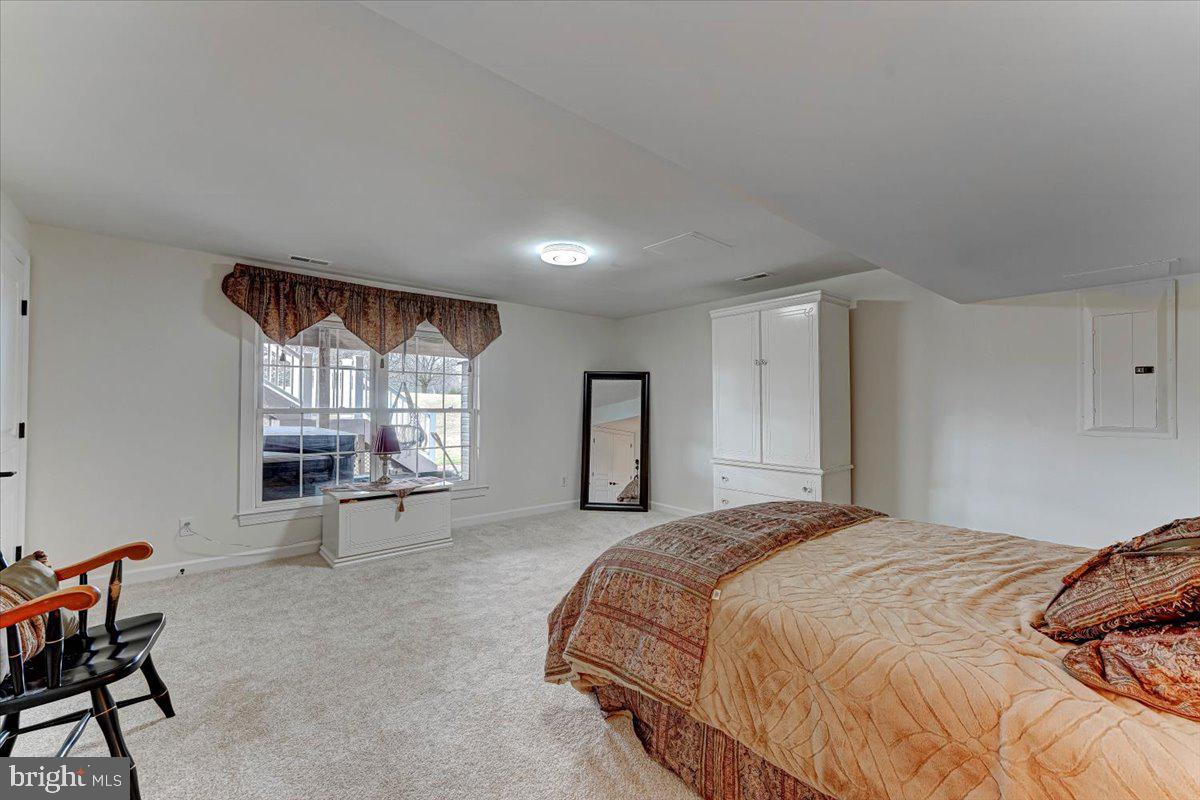 BROOKSIDE - Residential