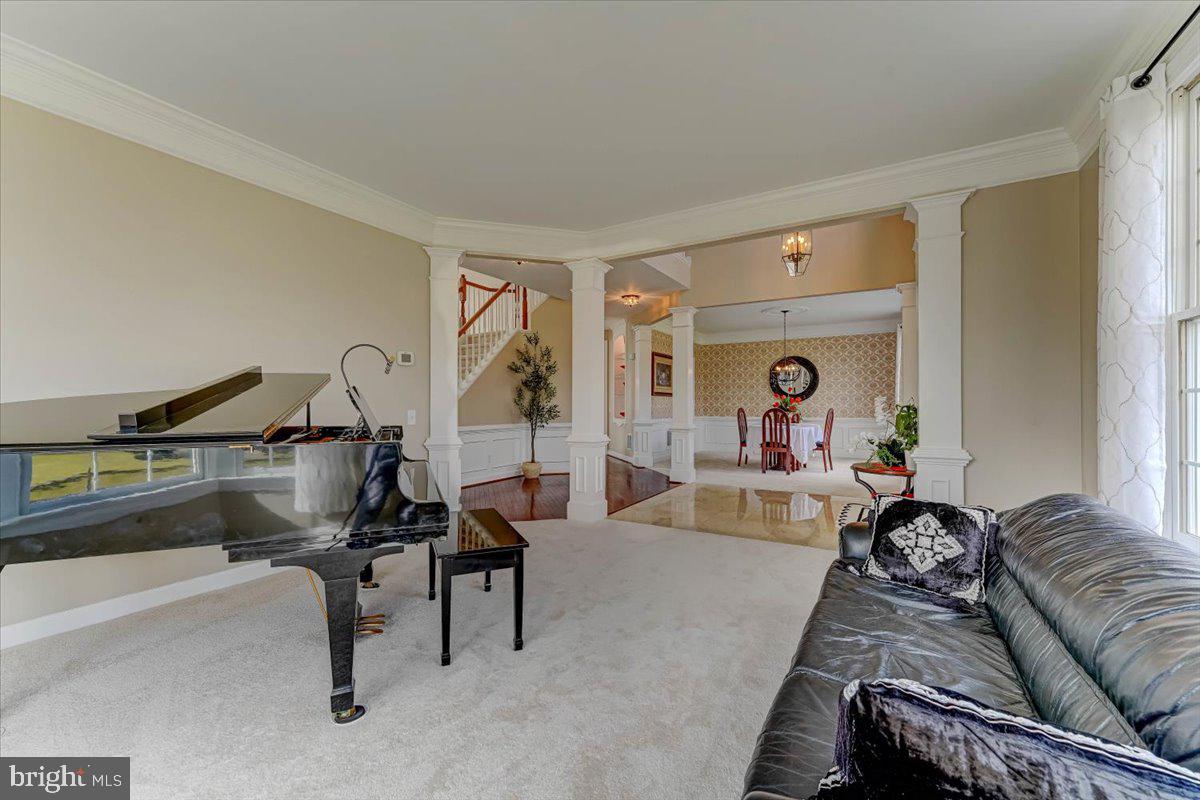 BROOKSIDE - Residential