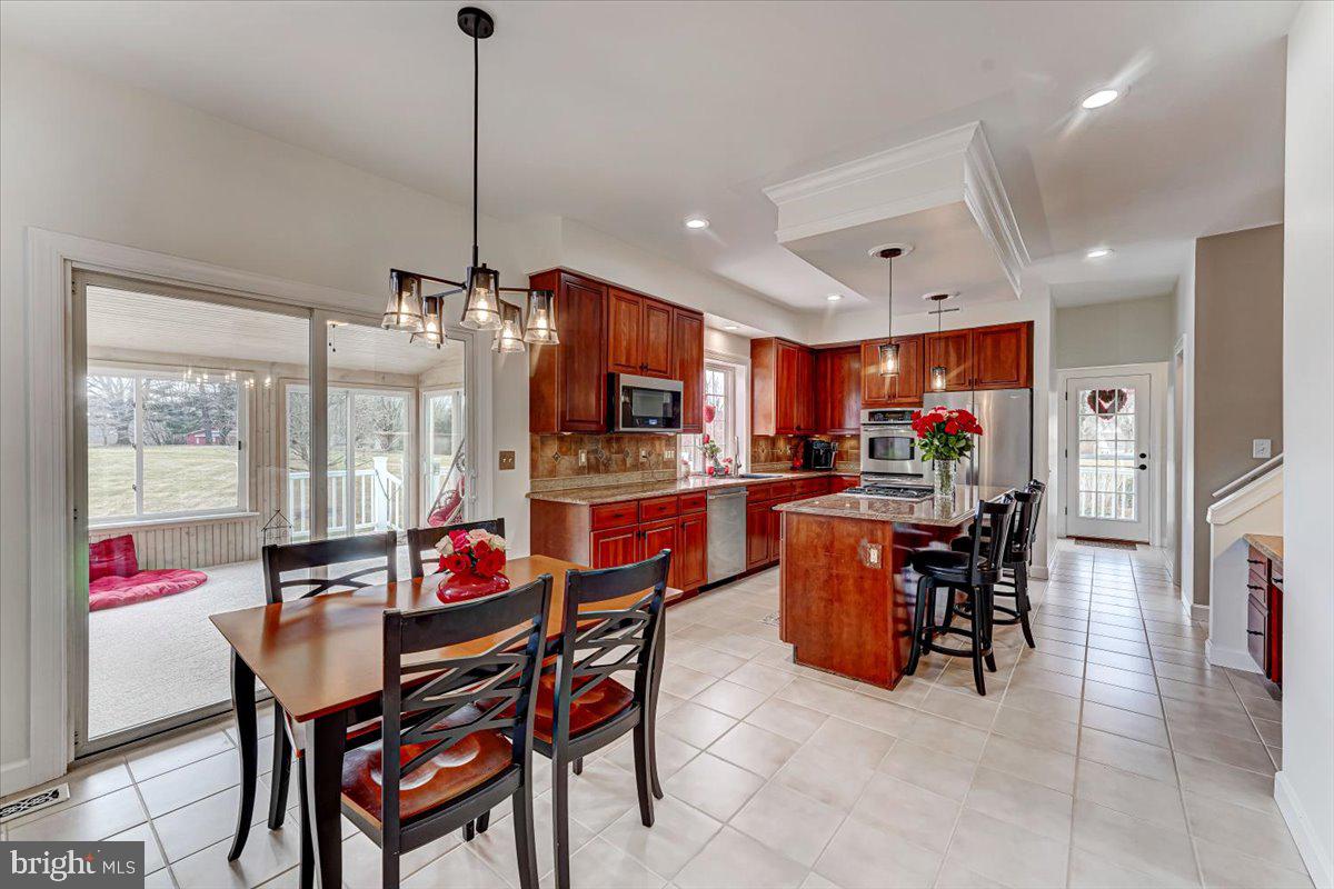 BROOKSIDE - Residential