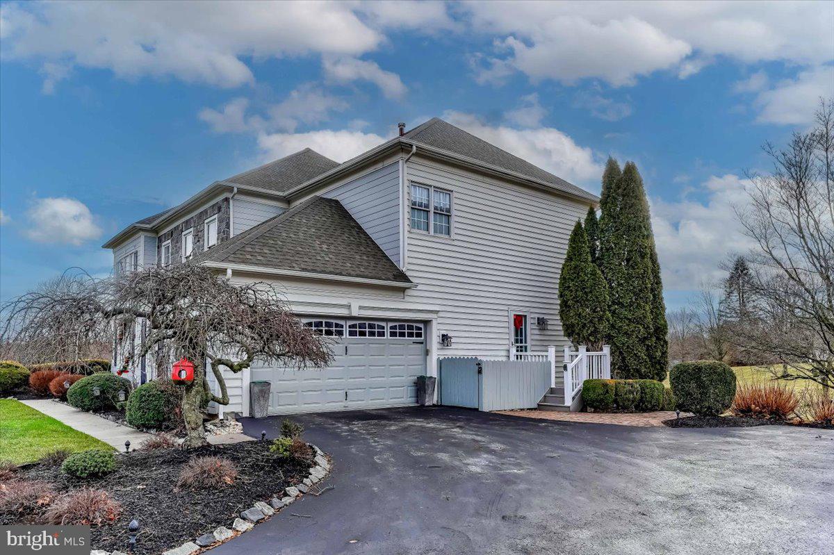 BROOKSIDE - Residential