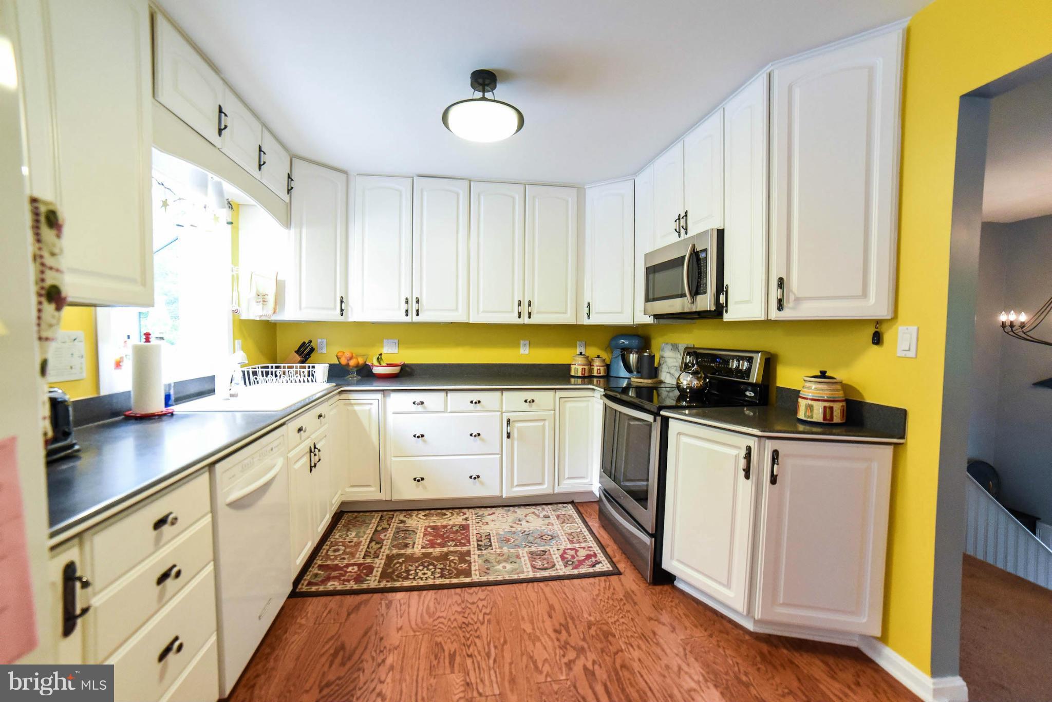 BEVERLY ESTATES - Residential