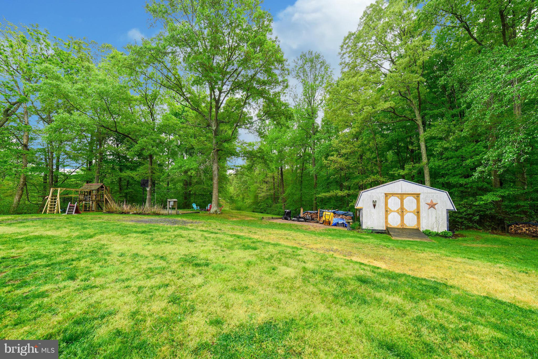 BEVERLY ESTATES - Residential