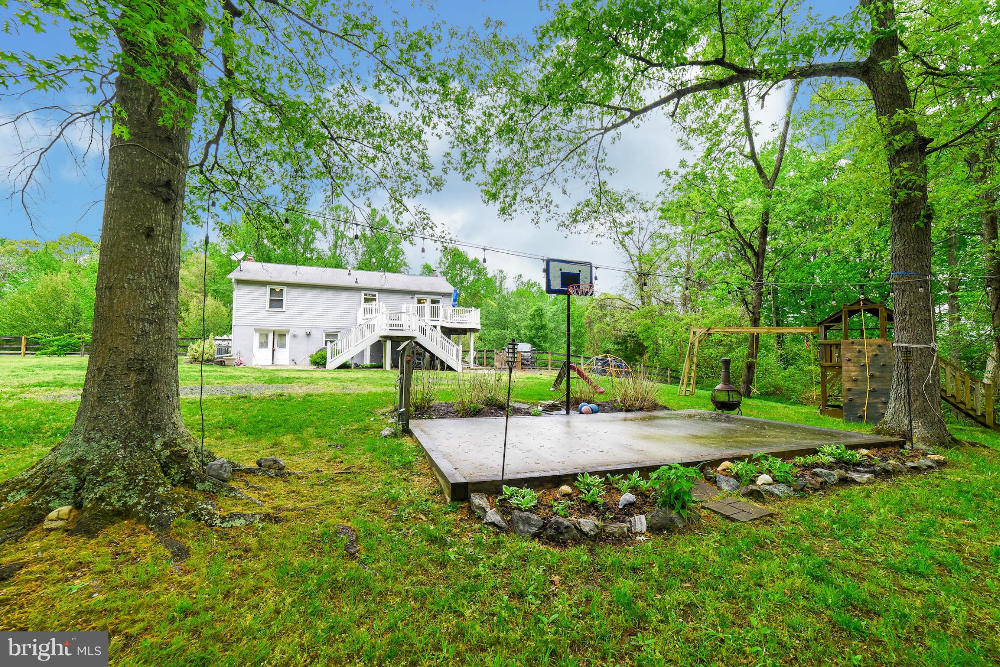 BEVERLY ESTATES - Residential