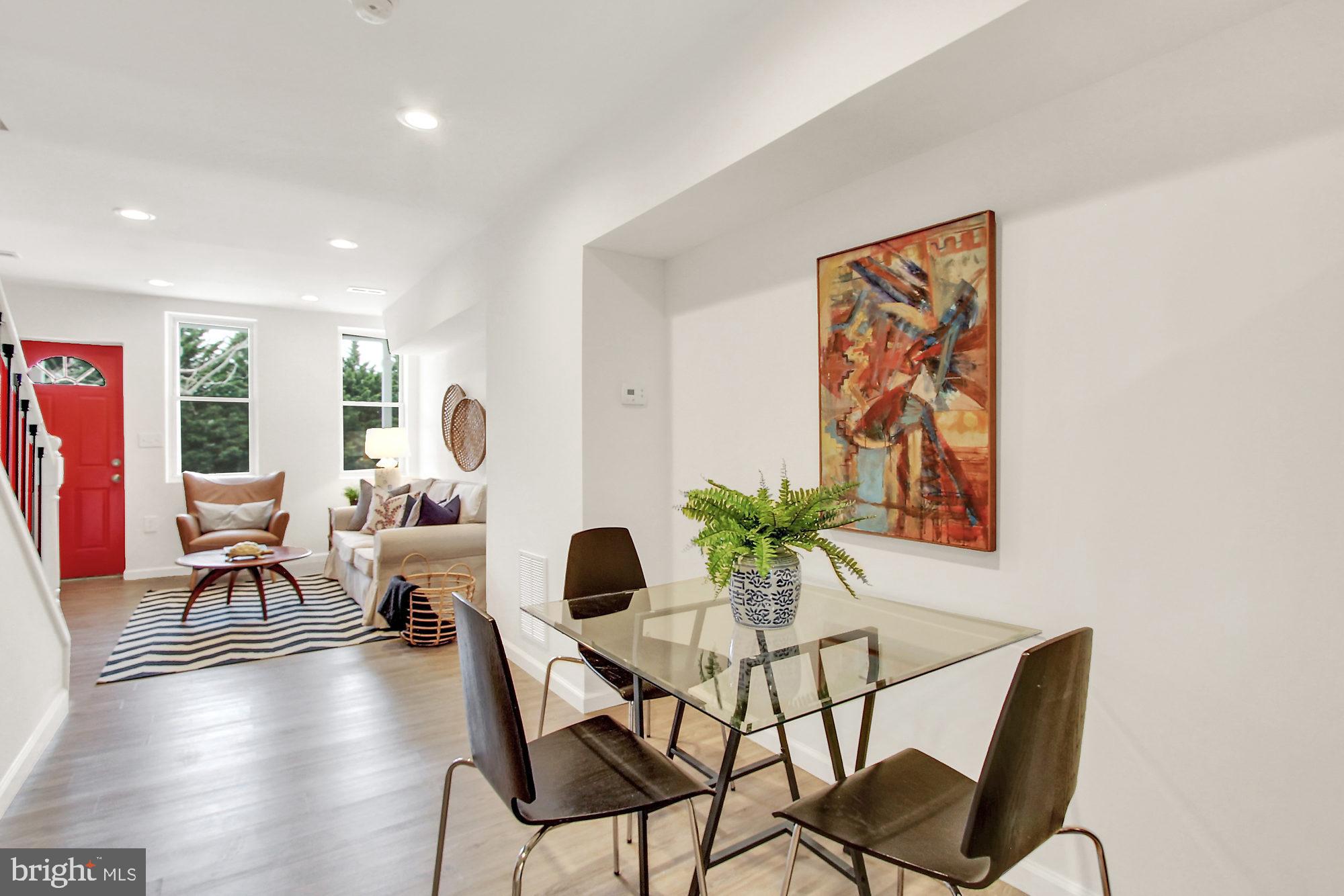 RIVERSIDE - Residential Lease