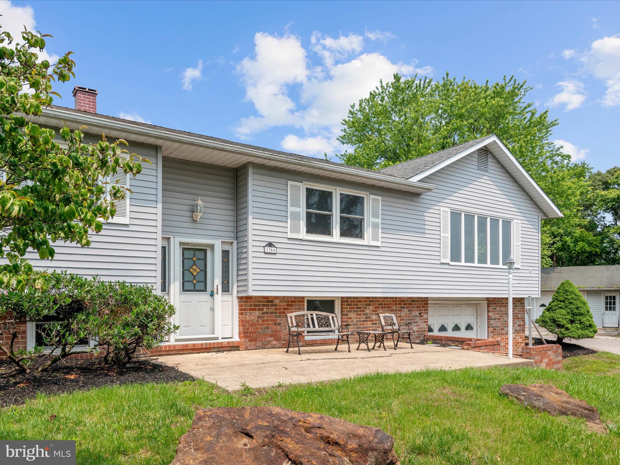 1304 ASHBURTON COURT