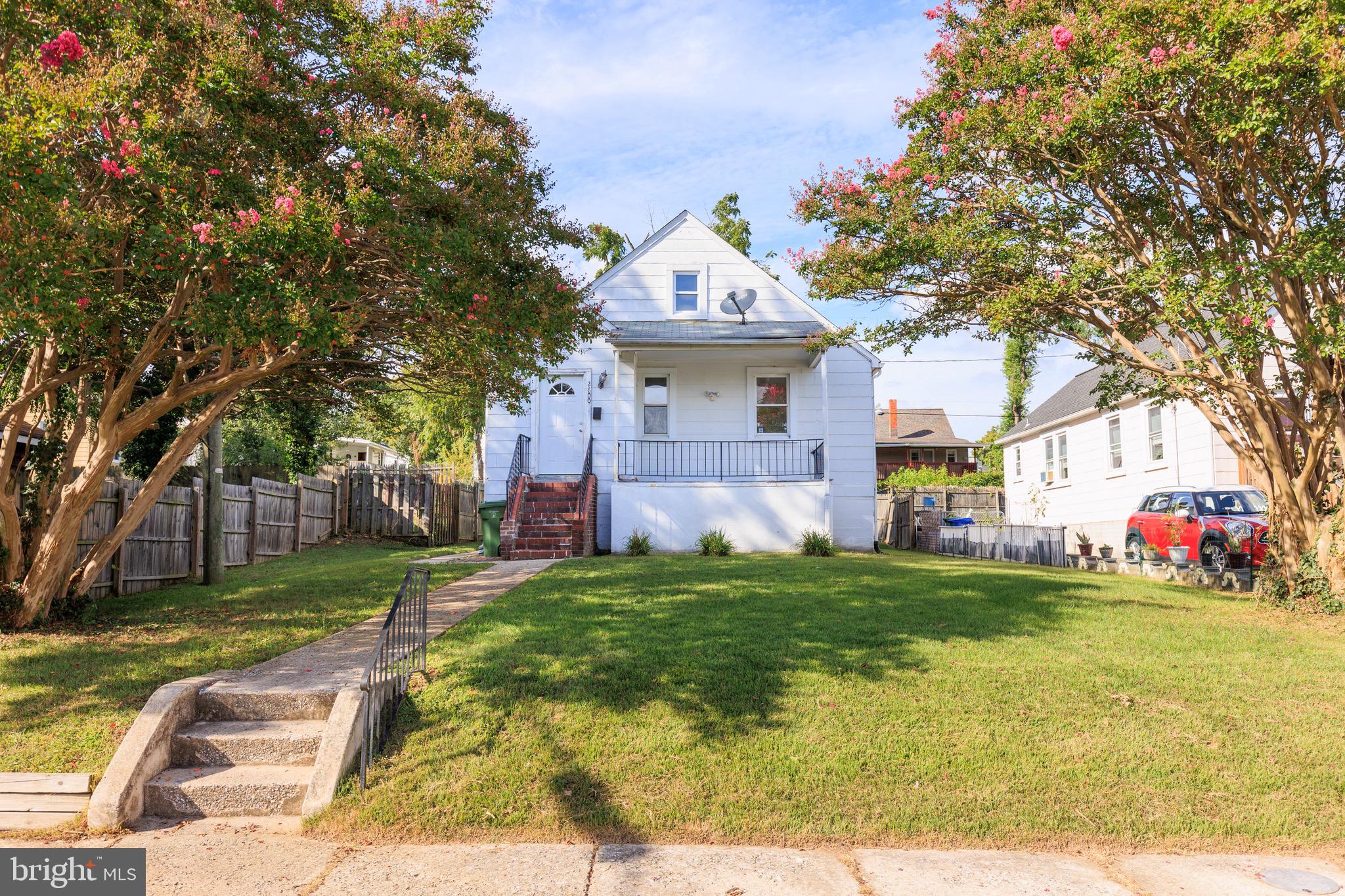 HAMILTON HEIGHTS - Residential