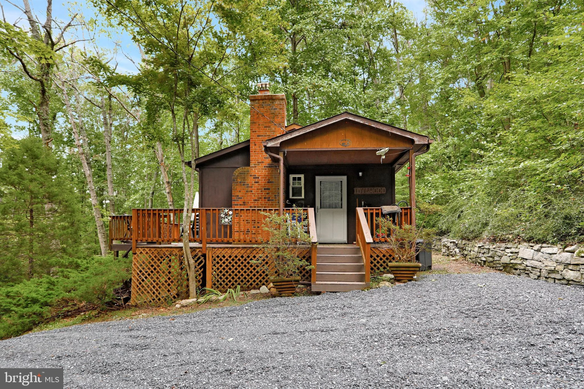 256 Blackberry Lane, New Market, VA 22844